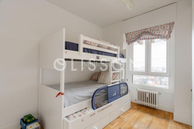 Piso luminosa vivienda con vistas panorámicas en nueva españa en Madrid