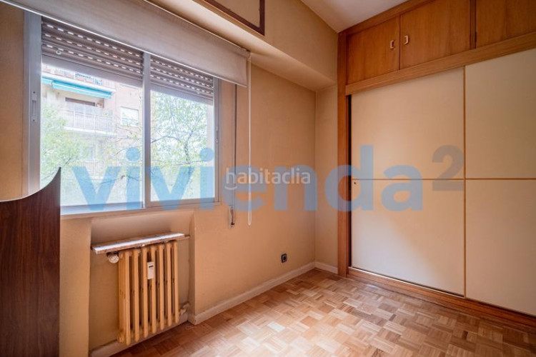 Piso  en Castilla, 132 m2, 5 dormitorios, 2 baxf1os, 829.000 euros en Madrid