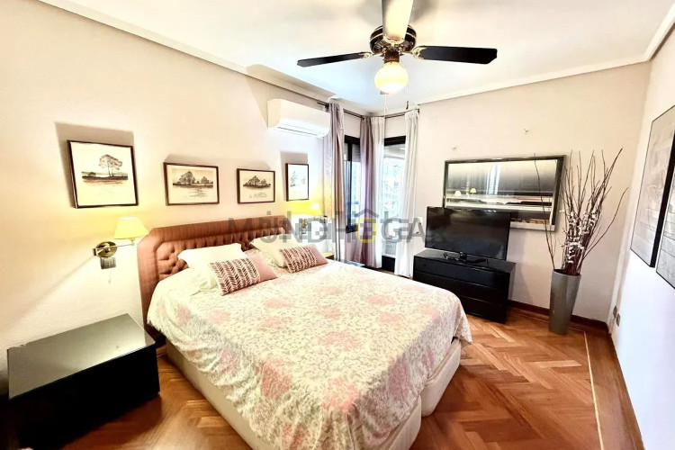 Piso en calle de Pastora Imperio