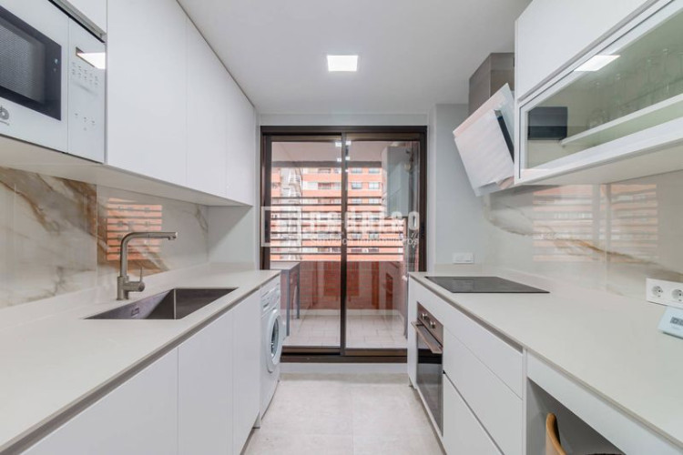 Piso fantástico apartamento en la avenida de burgos en Madrid