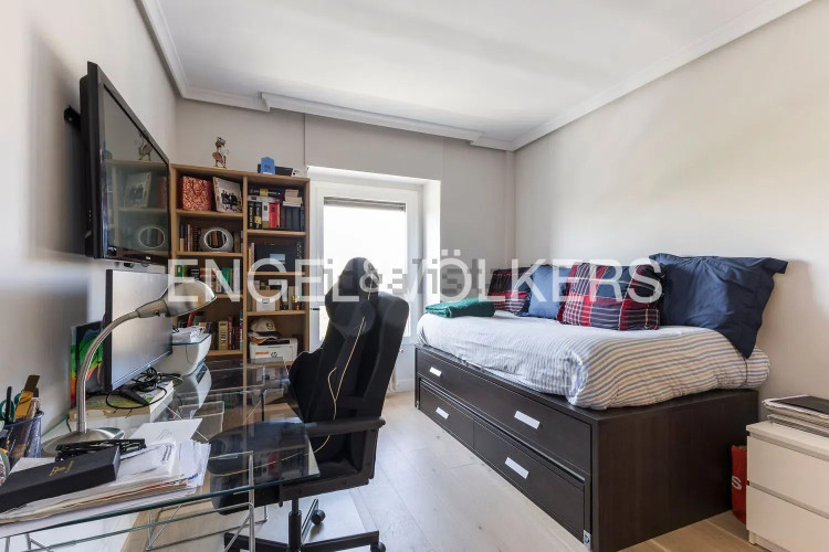 Piso en avenida de Pío XII