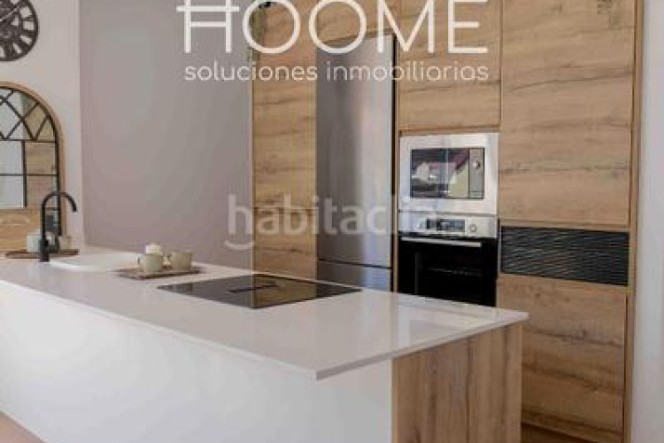 Ático atico con 20 metros de terraza, piscina, garaje opcional, 3 habitaciones 2 baños a estrenar, Castillachamartin en Madrid