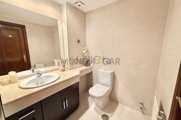 Piso en calle de Pastora Imperio