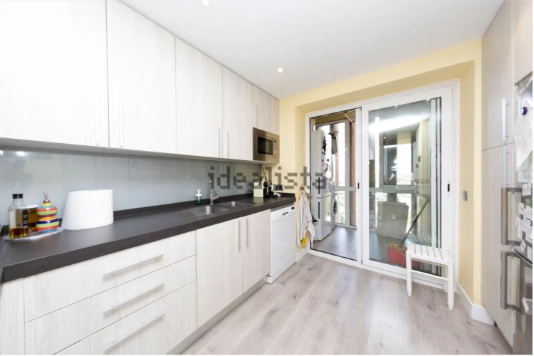 Piso en avenida de Pío XII