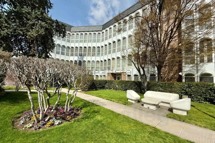 Piso en avenida de Pío XII