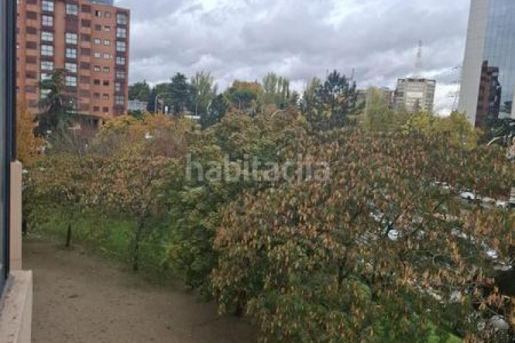 Piso en avenida de pío xii 97 en Castilla Madrid