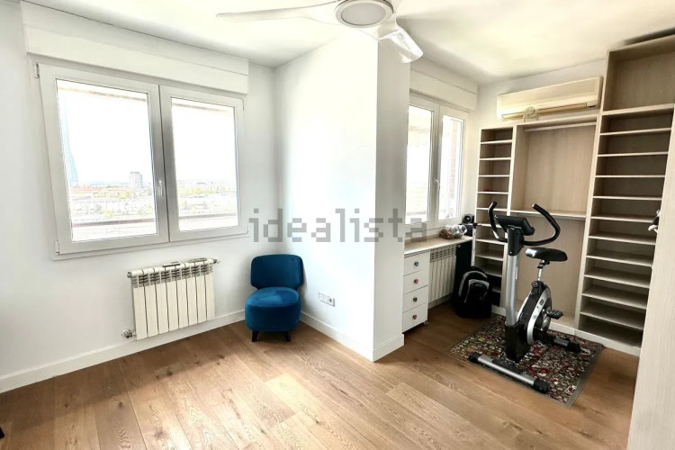 Piso en avenida de Burgos