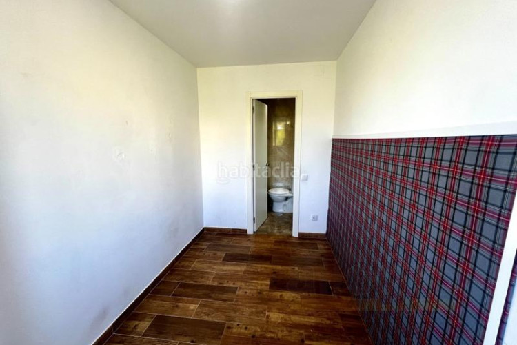 Piso exclusiva vivienda en finca representativa con piscina, garaje, y trastero en zona chamartín. en Madrid