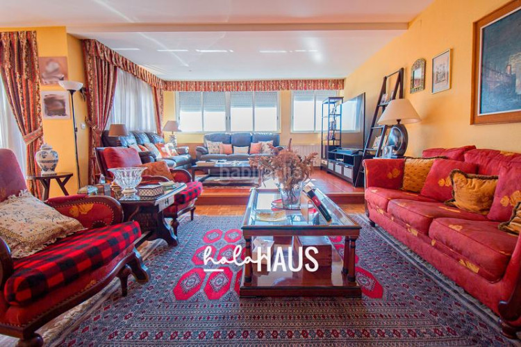 Piso ¿te imaginas despertar cada mañana en lo más alto de chamartín, con vistas abiertas y a tus pies? en Madrid