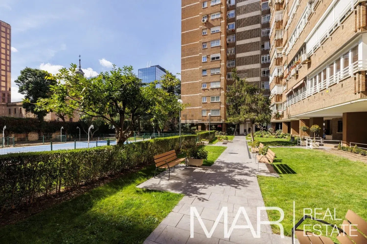 Piso en avenida de Burgos