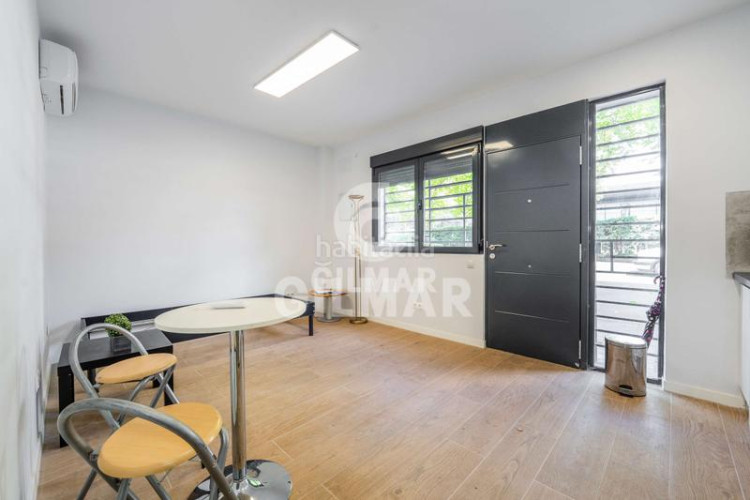 Apartamento este elegante apartamento de 44 m2 se encuentra ubicado en el barrio de Castilla, en el distrito de chamartín, . consta d en Madrid