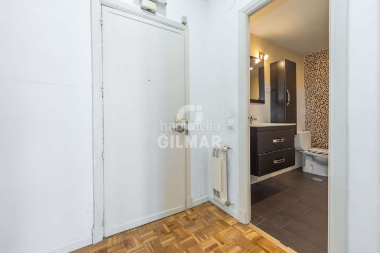 Piso se vende fantástico piso en altura ubicado en el corazón del barrio de Castilla, dentro del distrito de chamartín. con una superf en Madrid