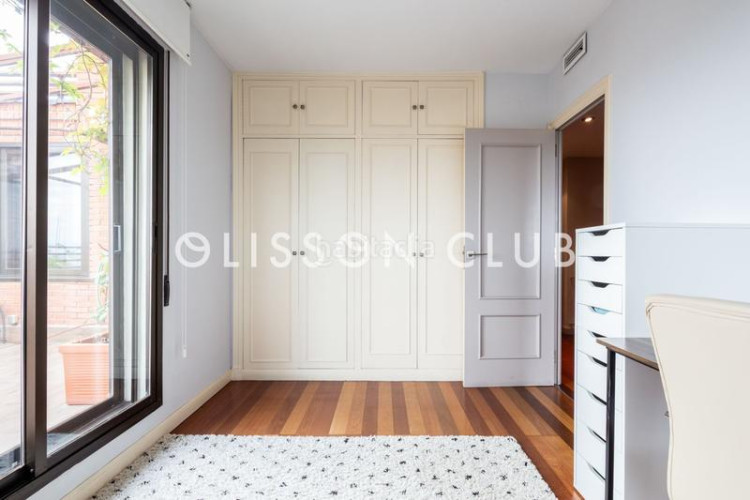 Ático exclusivo ático dúplex en chamartín, junto a nuevo norte terraza, luz y futuro en Madrid