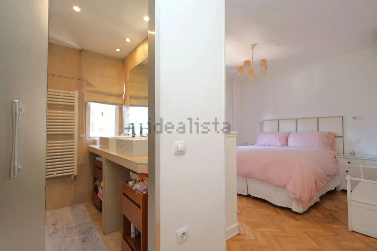 Piso en venta en Avenida de Burgos