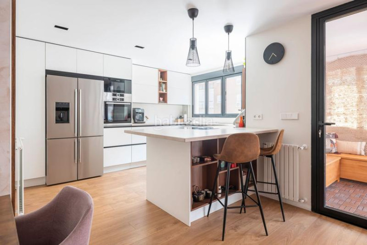 Piso  en venta en c. de núñez morgado en Castilla Madrid