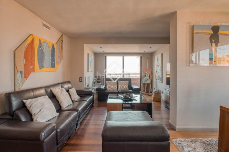 Piso exclusivo ático dúplex de 3 dormitorios con vistas incomparables en venta en chamartín, en Madrid