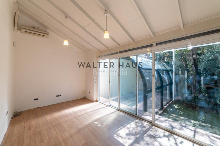 Chalet exclusivo chalet adosado con piscina y gran potencial en venta, en hispanoamérica, chamartín, en Madrid