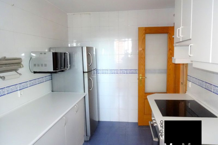 Piso estudio home ofrece magnifico piso de 124m², en la zona de la estación de chamartín. en Madrid