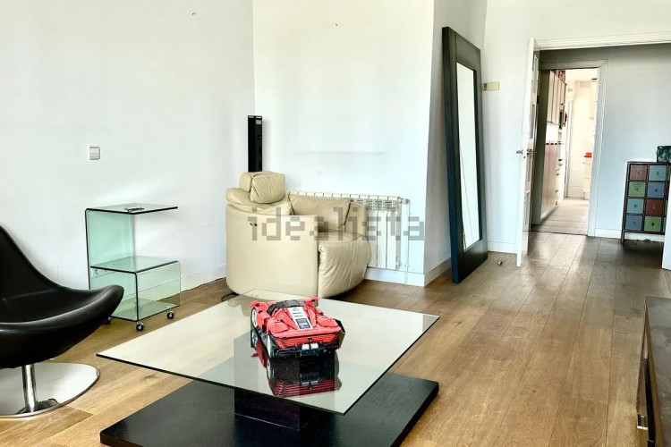 Piso en avenida de Burgos