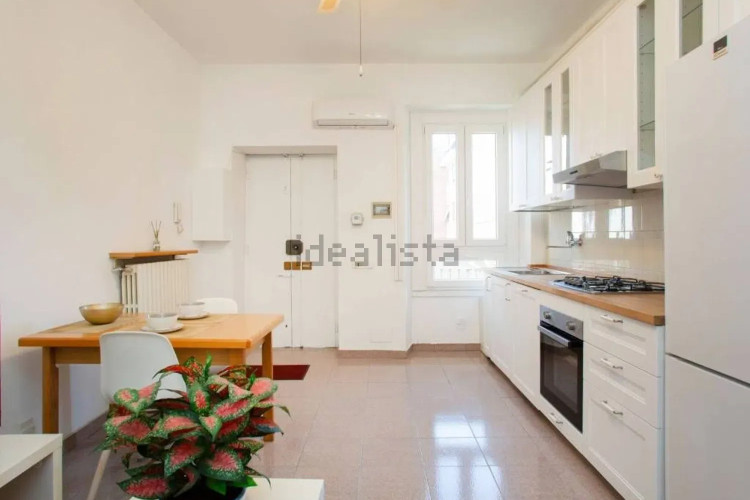 Piso en calle de Mauricio Legendre