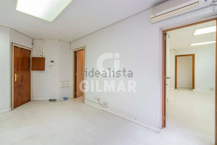 Piso en Castilla con plaza de garaje