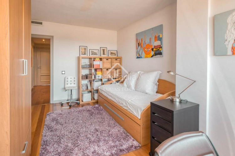 Piso exclusivo ático dúplex de 3 dormitorios con vistas incomparables en venta en chamartín, en Madrid