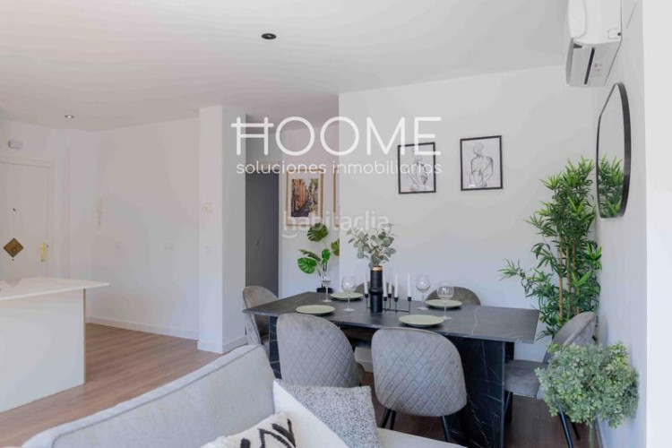 Ático atico con 20 metros de terraza, piscina, garaje opcional, 3 habitaciones 2 baños a estrenar, Castillachamartin en Madrid