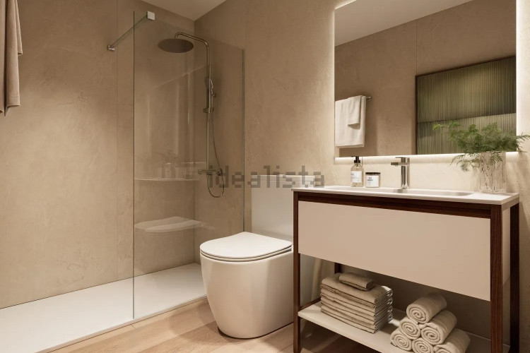 Piso en avenida de Burgos, 18