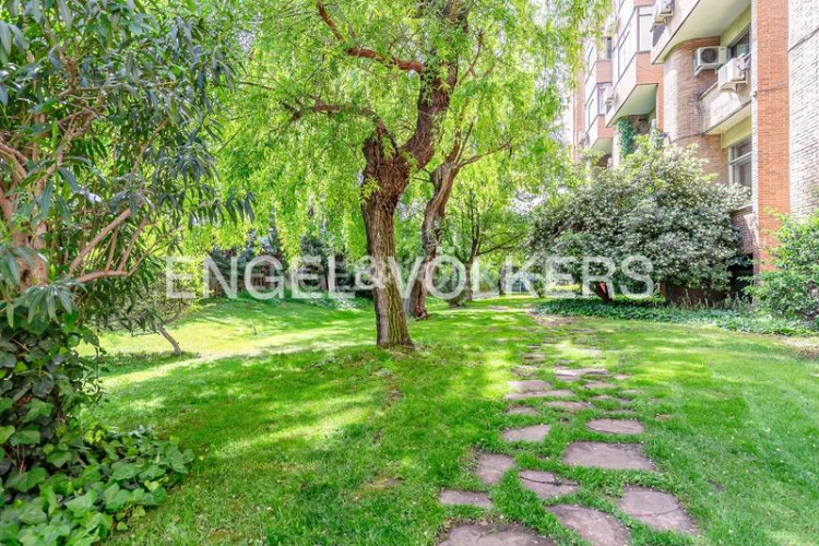 Apartamento exclusivo y luminoso piso en avenida de pio xii en Madrid