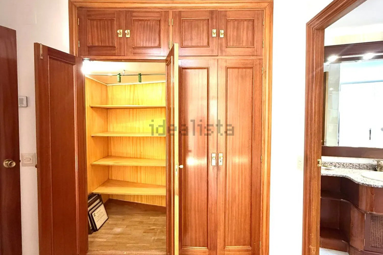 Piso en avenida de Pío XII