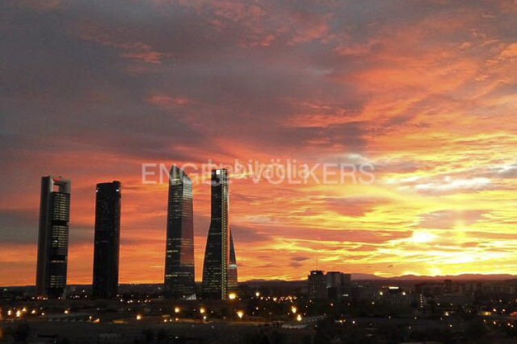 Ático exclusivo ático en chamartín lujo con terrazas y vistas a las montañas en Madrid