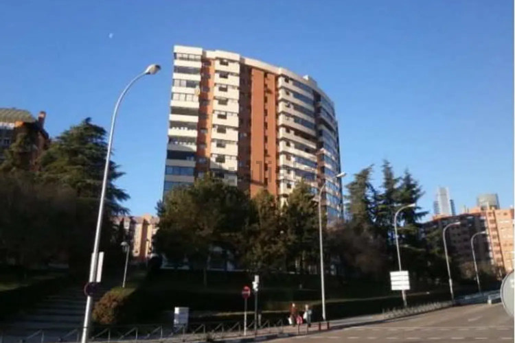 Piso en avenida de Pío XII