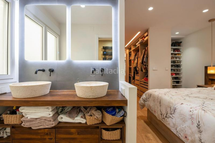 Piso  en venta en c. de núñez morgado en Castilla Madrid