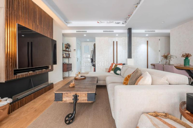 Piso  en venta en c. de núñez morgado en Castilla Madrid