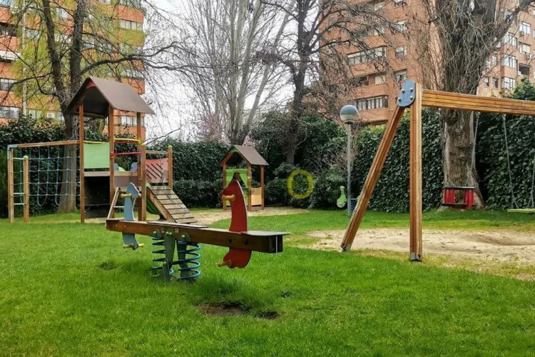 Piso en calle de Pastora Imperio