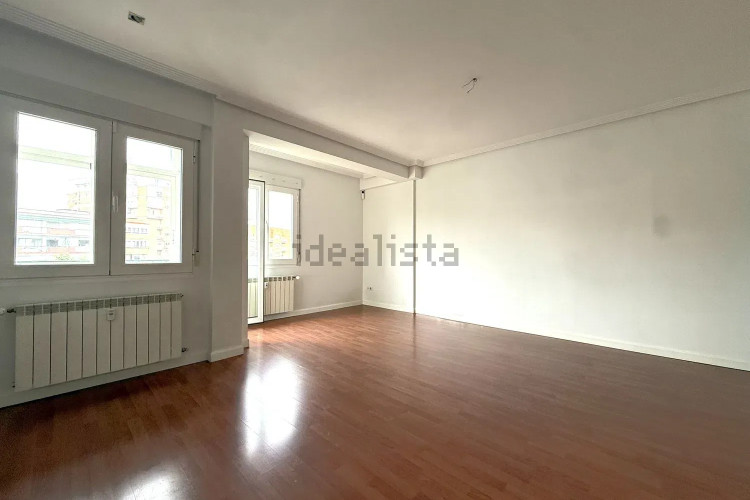 Piso en venta en Calle de Agustín de Foxá