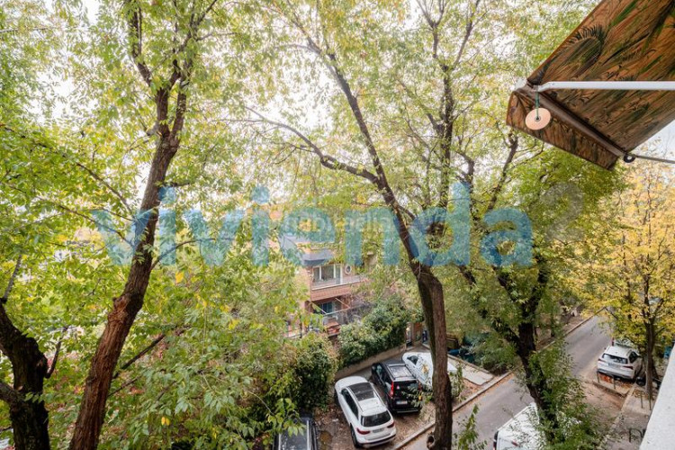 Piso  en Castilla, 132 m2, 5 dormitorios, 2 baxf1os, 829.000 euros en Madrid