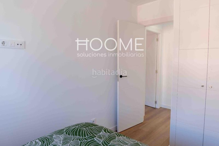 Ático atico con 20 metros de terraza, piscina, garaje opcional, 3 habitaciones 2 baños a estrenar, Castillachamartin en Madrid