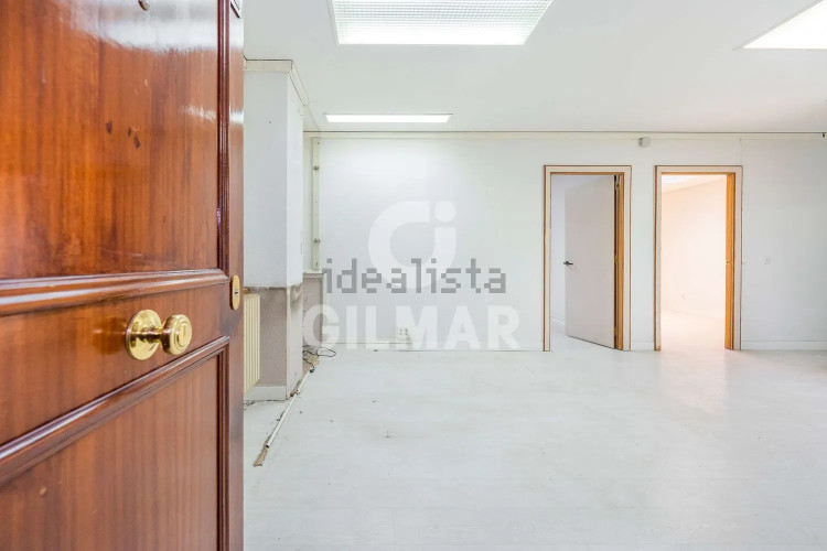 Piso en Castilla con plaza de garaje