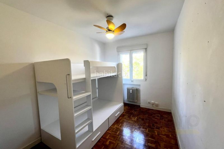 Piso exclusiva vivienda en finca representativa con piscina, garaje, y trastero en zona chamartín. en Madrid