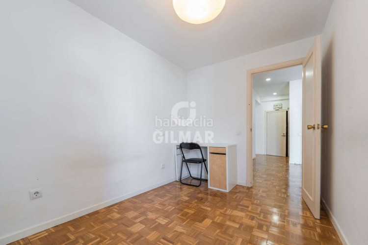 Piso se vende fantástico piso en altura ubicado en el corazón del barrio de Castilla, dentro del distrito de chamartín. con una superf en Madrid