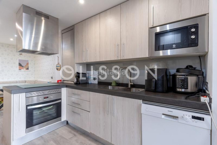 Piso luminosa vivienda con vistas panorámicas en nueva españa en Madrid