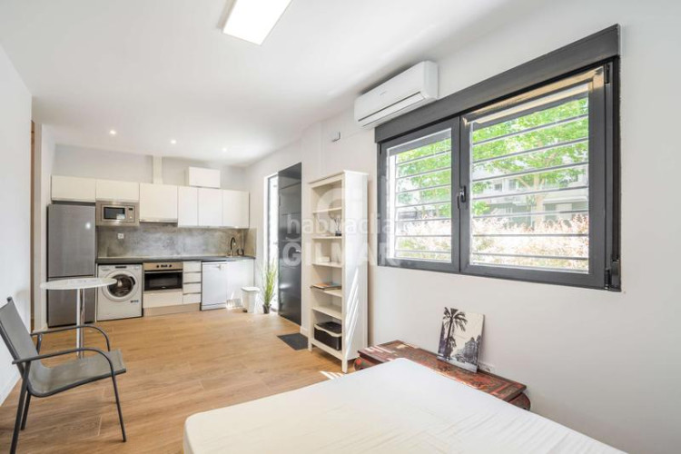 Apartamento este elegante apartamento de 1 dormitorio se encuentra en el barrio de Castilla, en el distrito de chamartín, . con una c en Madrid