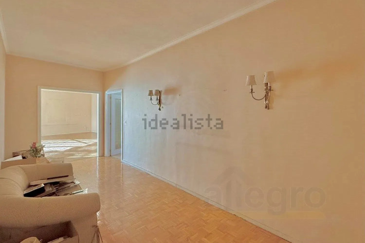 Piso en avenida de Pío XII