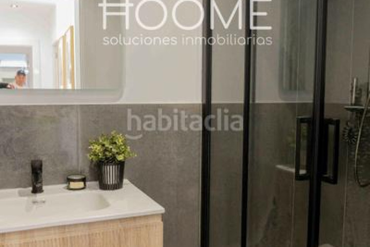 Ático atico con 20 metros de terraza, piscina, garaje opcional, 3 habitaciones 2 baños a estrenar, Castillachamartin en Madrid