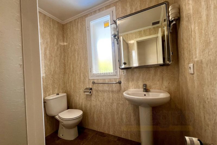 Piso exclusiva vivienda en finca representativa con piscina, garaje, y trastero en zona chamartín. en Madrid