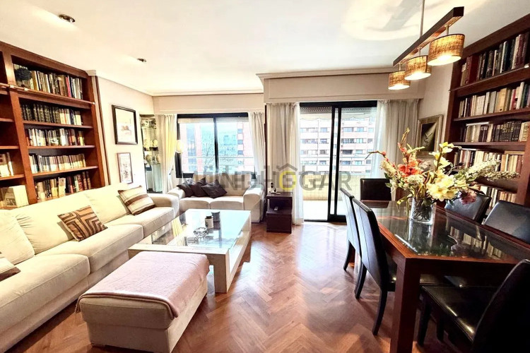 Piso en calle de Pastora Imperio