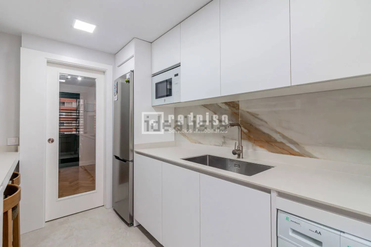 Piso en avenida de Burgos