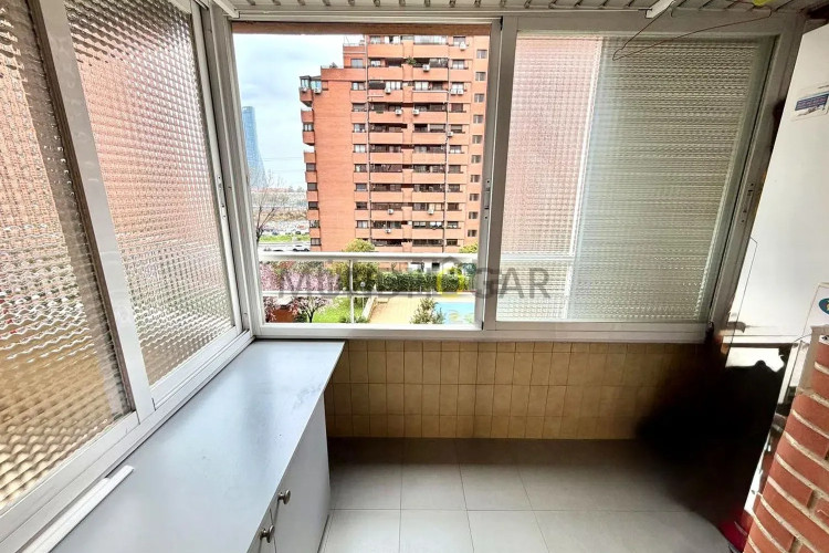 Piso en calle de Pastora Imperio