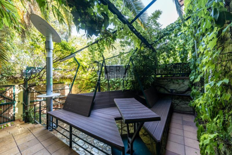 Chalet exclusivo chalet adosado con piscina y gran potencial en venta, en hispanoamérica, chamartín, en Madrid